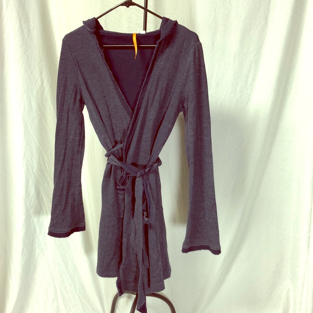 Anthropologie navy robe or sweater w tie and hood